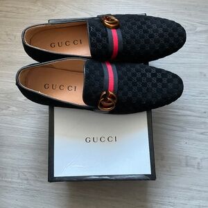 Mens GUCCI dress slippers/walking shoe size 43/10